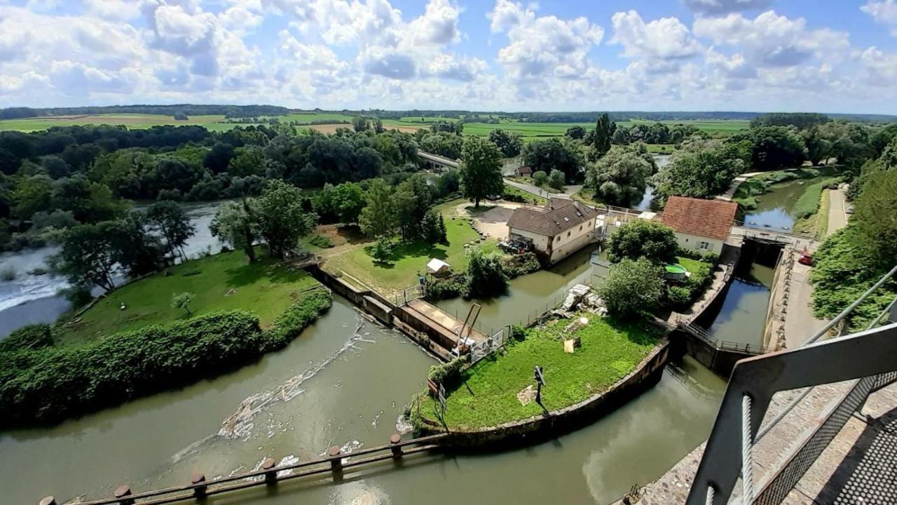 Villa La Roulotte De Moulin Rouge Audelange Exterior foto